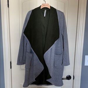 Fabletics Gray and Dark Green Open Cardigan